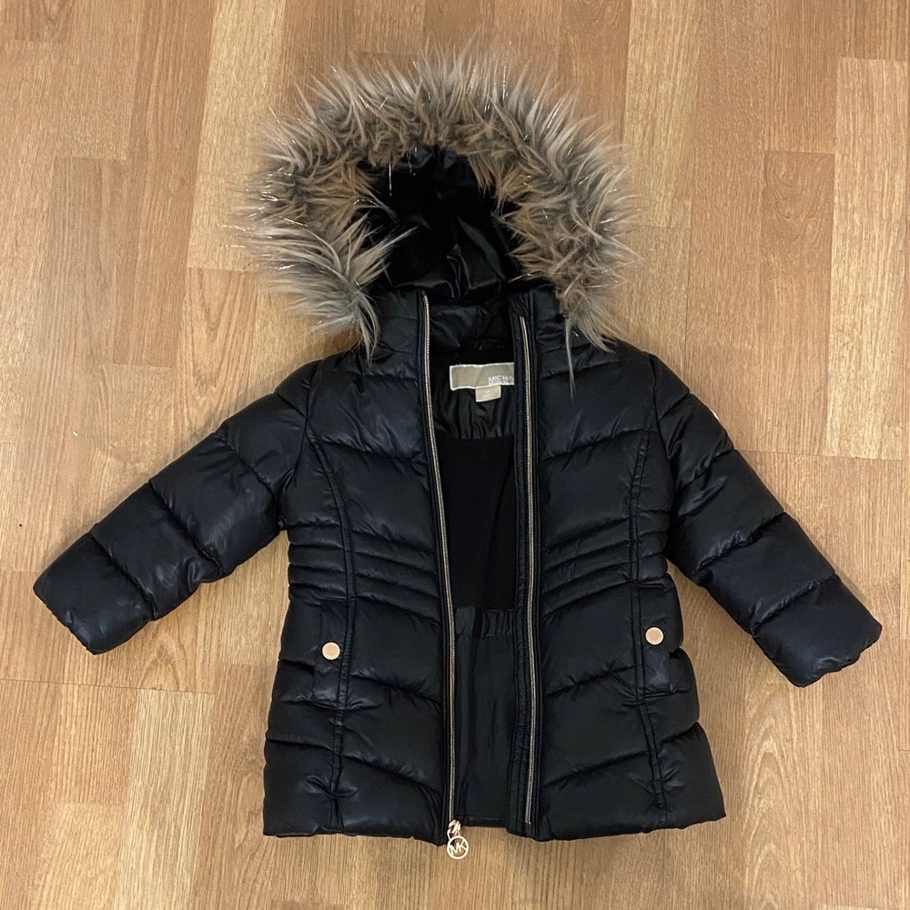 Toddler girls Black Puffer Jacket with removable Faux Fur Hood